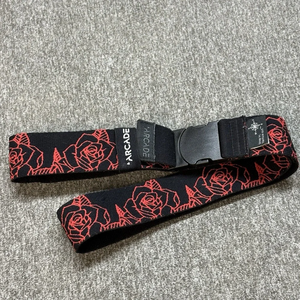 Arcade Men's Rose Pattern Belt Stretch Adjustable Clasp One Size Floral Black